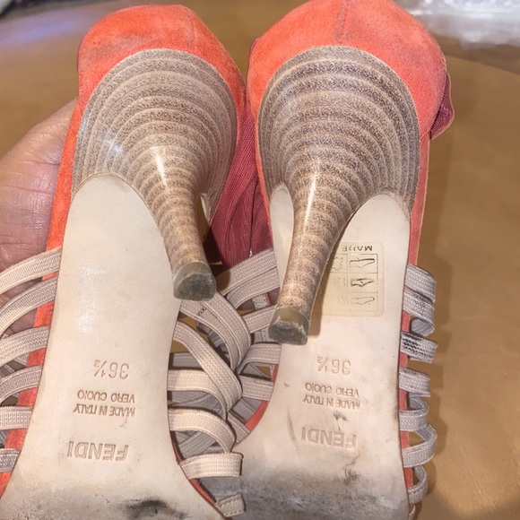 🍒 Fendi 🍒 - Picture 6 of 8